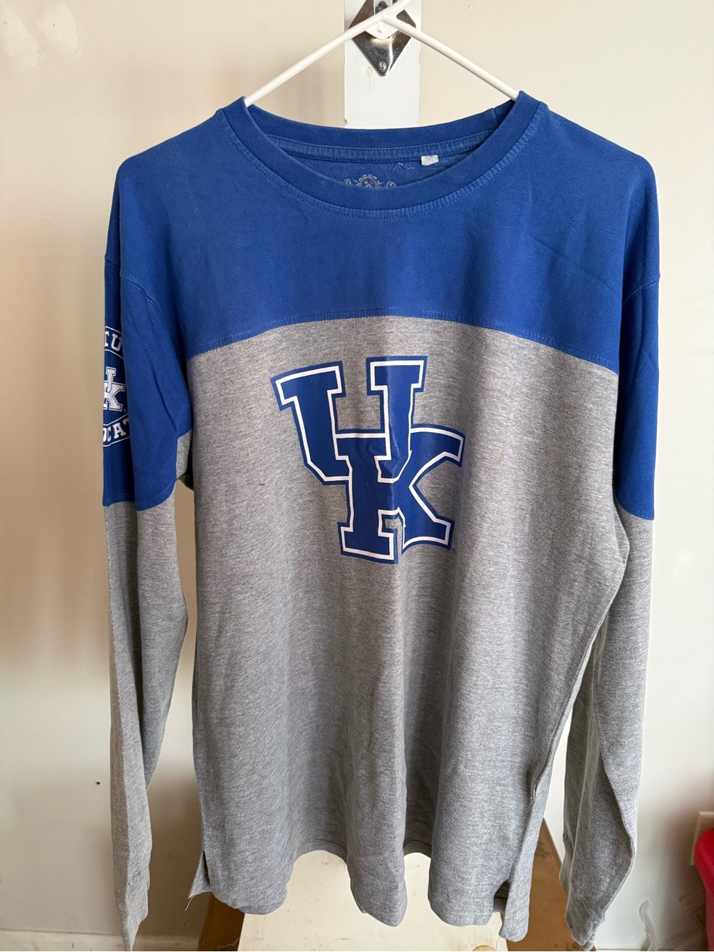 Kentucky Wildcats Sweatshirt - Picture 3 of 10